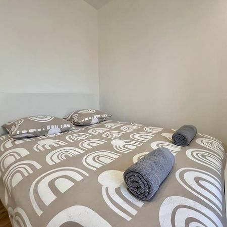 Апартаменти T2 Renove A 15 Min De Lyon П'єрр-Беніт Екстер'єр фото
