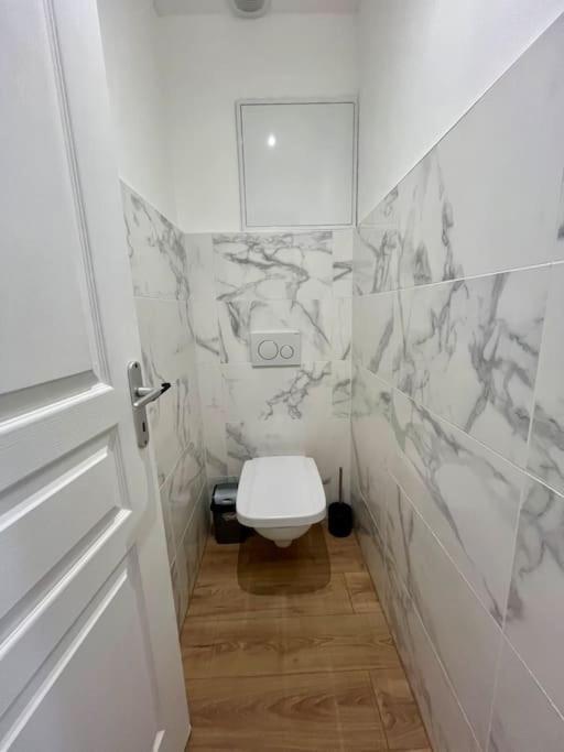 Апартаменти T2 Renove A 15 Min De Lyon П'єрр-Беніт Екстер'єр фото