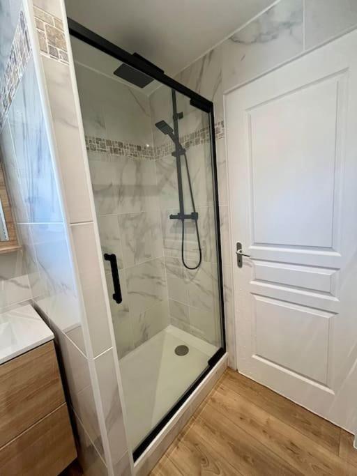 Апартаменти T2 Renove A 15 Min De Lyon П'єрр-Беніт Екстер'єр фото